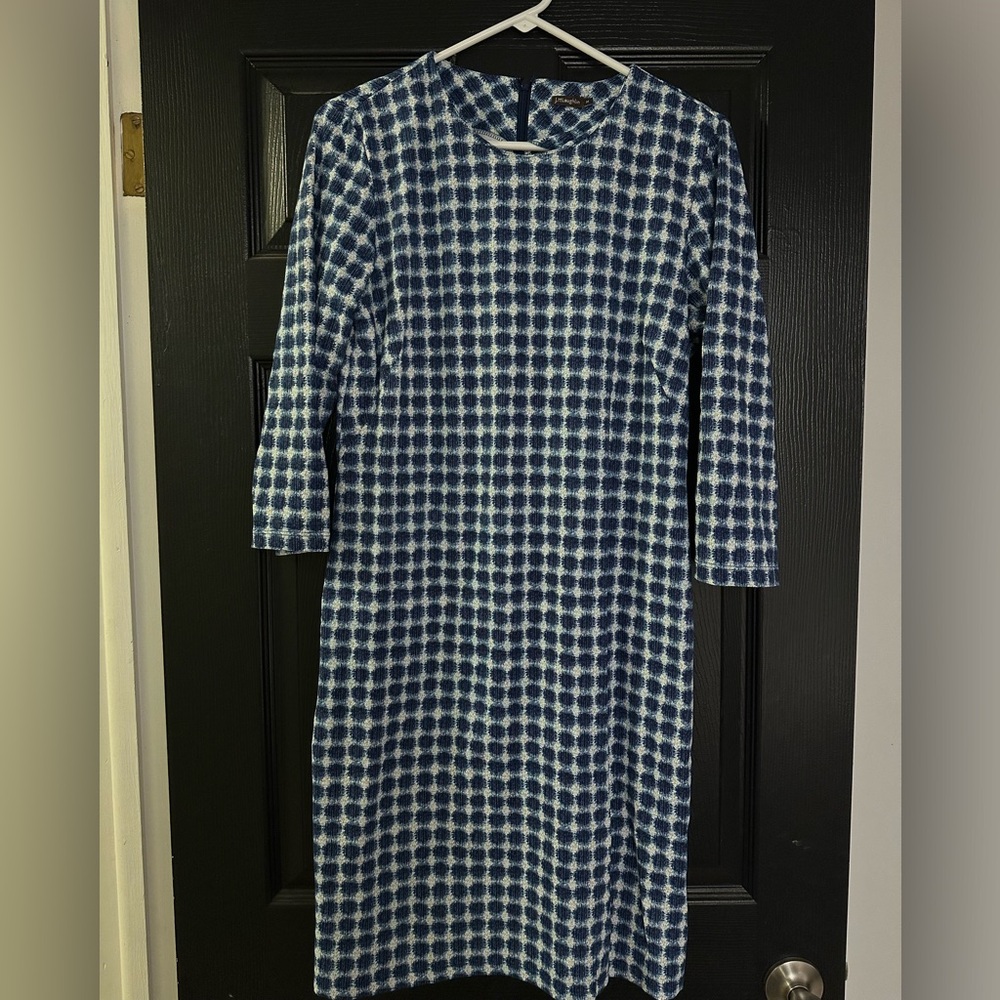 J.McLaughlin Dress Size Medium